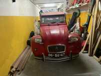 Garagem fechada para 3 carros mais arrumo