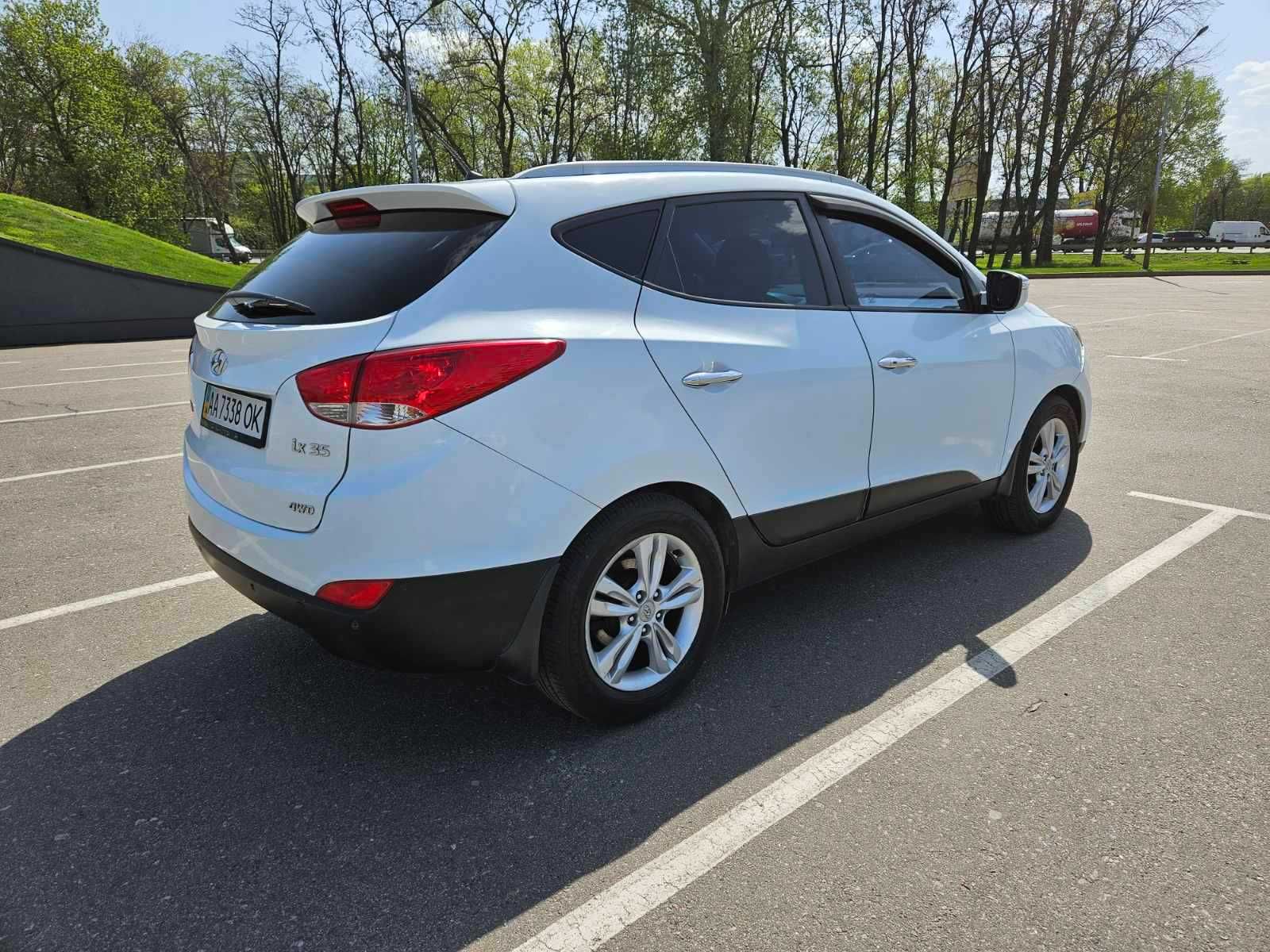 Hyundai ix35 2011, 2.0 AT (164 к.с.) 4WD, Style