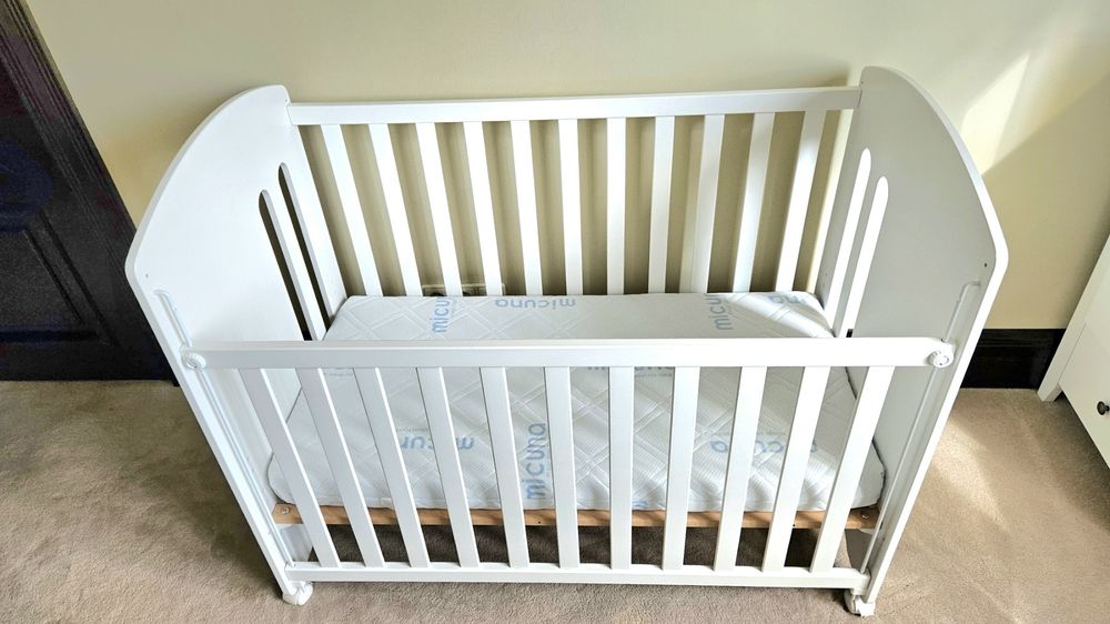 Дитяче ліжечко Micuna з новим матрацом