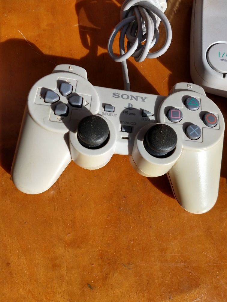 Konsola Sony PlayStation 1