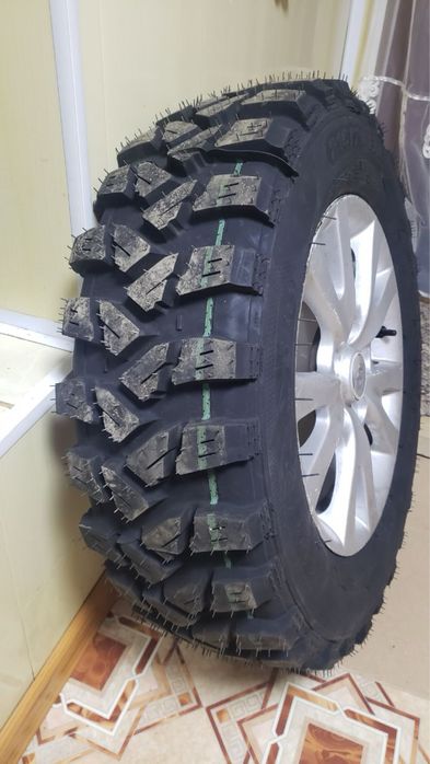 Гума на позашляховик