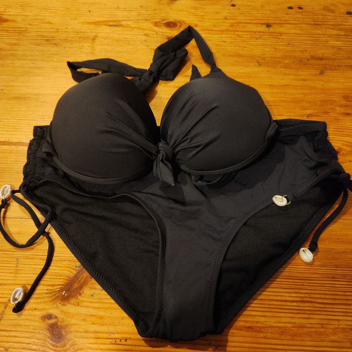 Купальник XL (на чашку С))