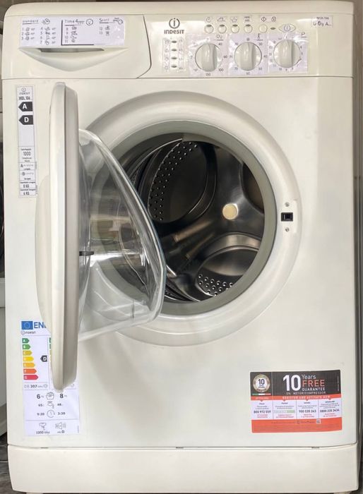 Maquina de Lavar e Secar Roupa Indesit