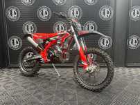 Beta Xtrainer 2T 300 MY26