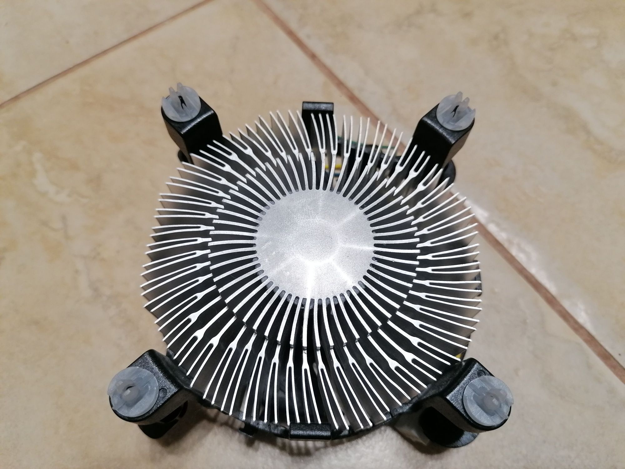 Procesor Intel Core i5-9400F + chłodzenie