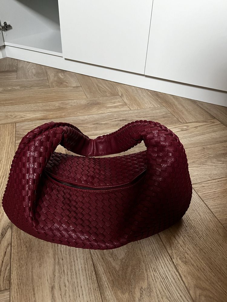 Torebka pleciona hobo bag bordowa duza L na ramię
