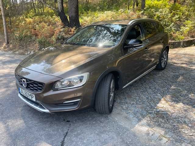 Volvo V60 Cross Country
