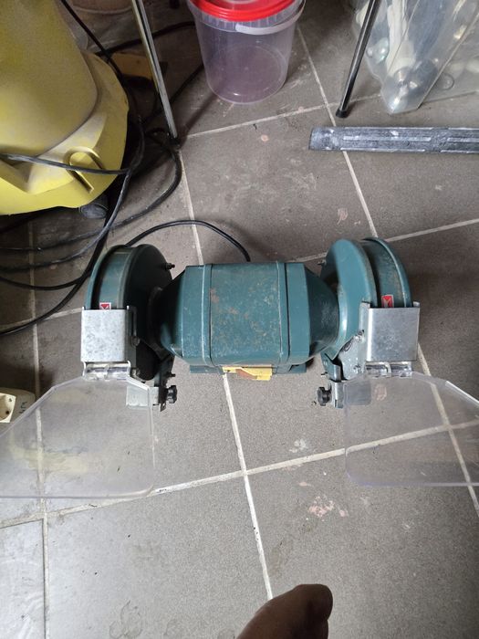 Sprzedam sprawną szlifierka stołowa 350W 2950obr