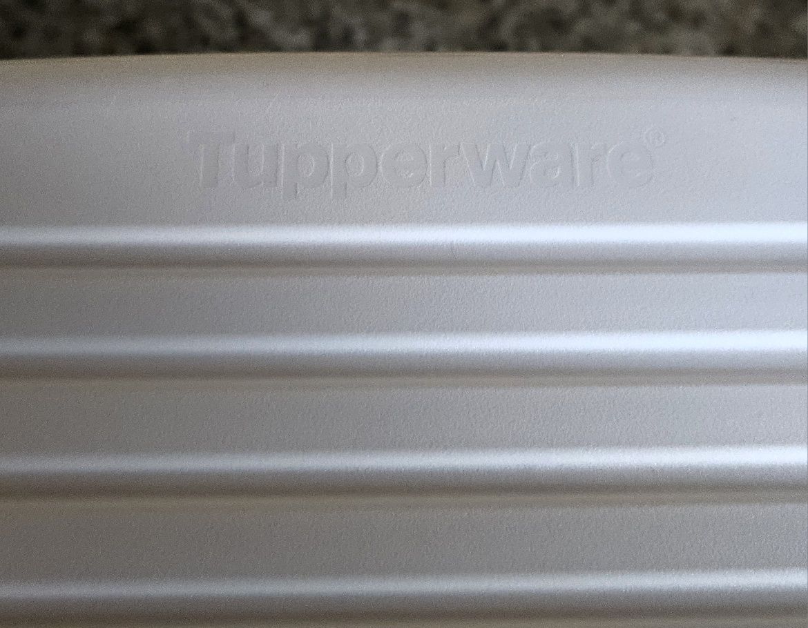 Caixa para pão da Tupperware
