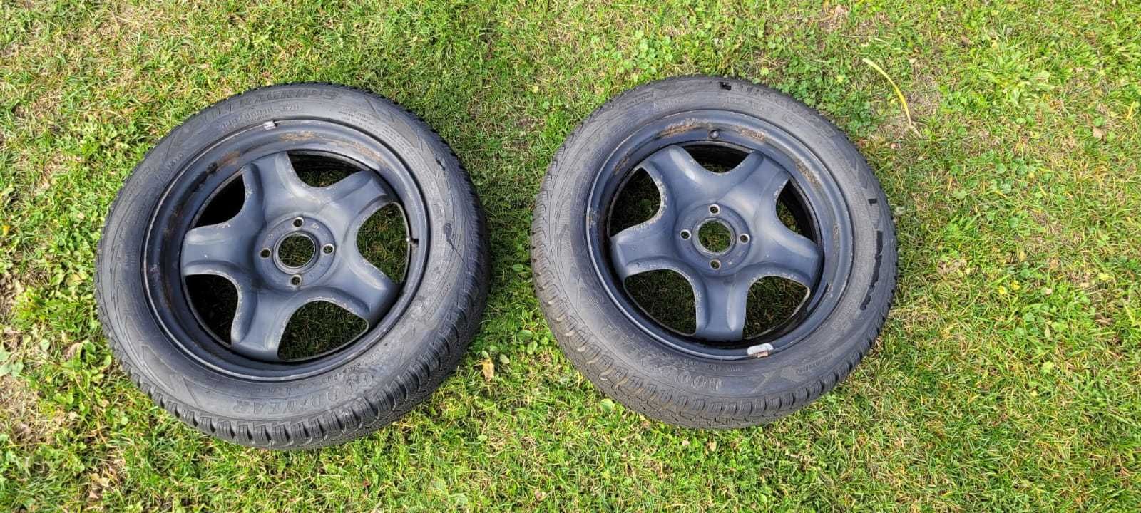Felgi strukturalne 4x100 6J ET37 z oponami 
zimowymi 195/55 R16