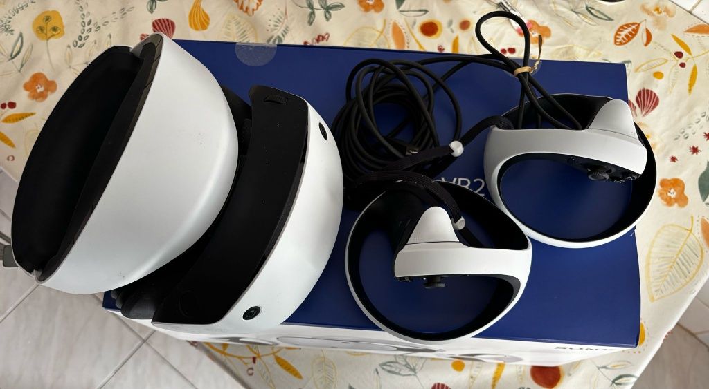 Óculos VR2 novos usados apenas 2 vezes
