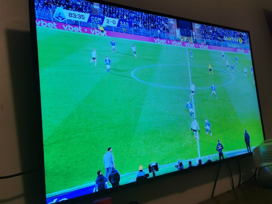 Samsung UE50NU7025 50" 4K UHD HDR Smart TV