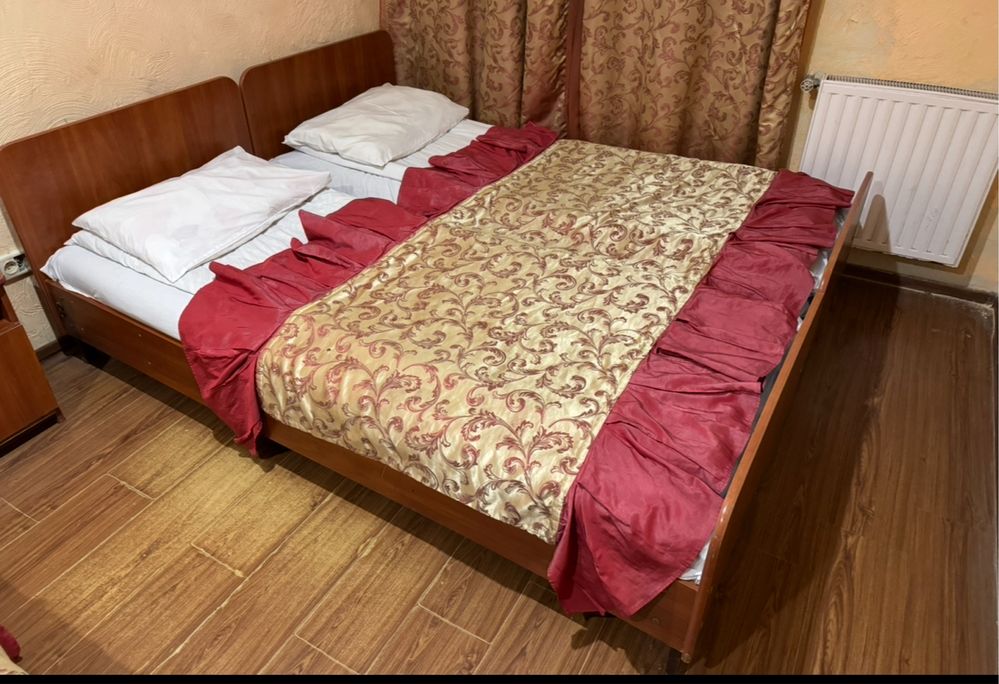 Ліжко з матрасом