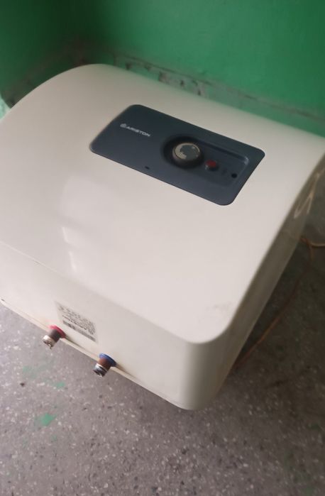 Бойлер Ariston 30 б/у