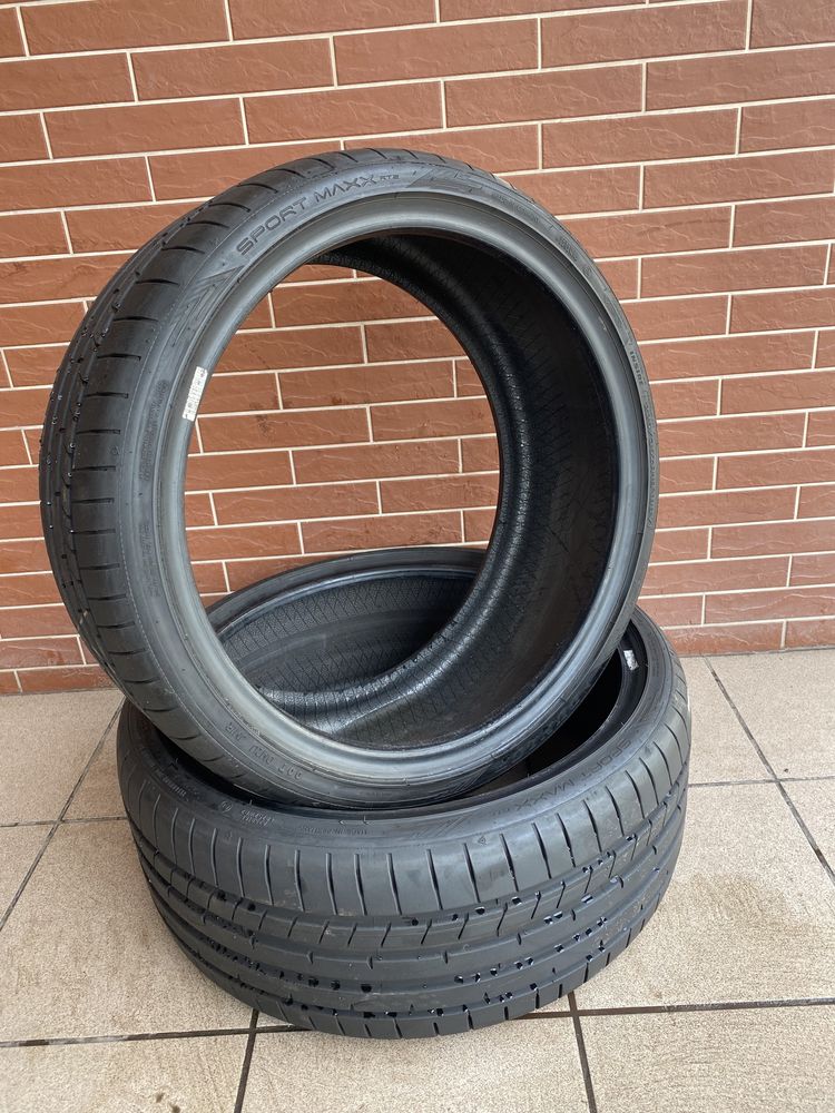 Opony 225/35/19 DUNLOP SPORT maxx rt 2