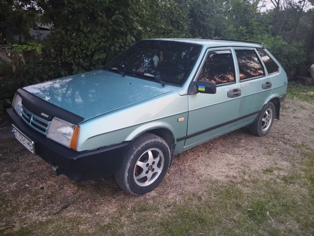 Продам гарний автомобіль ваз 2109 Балтік!