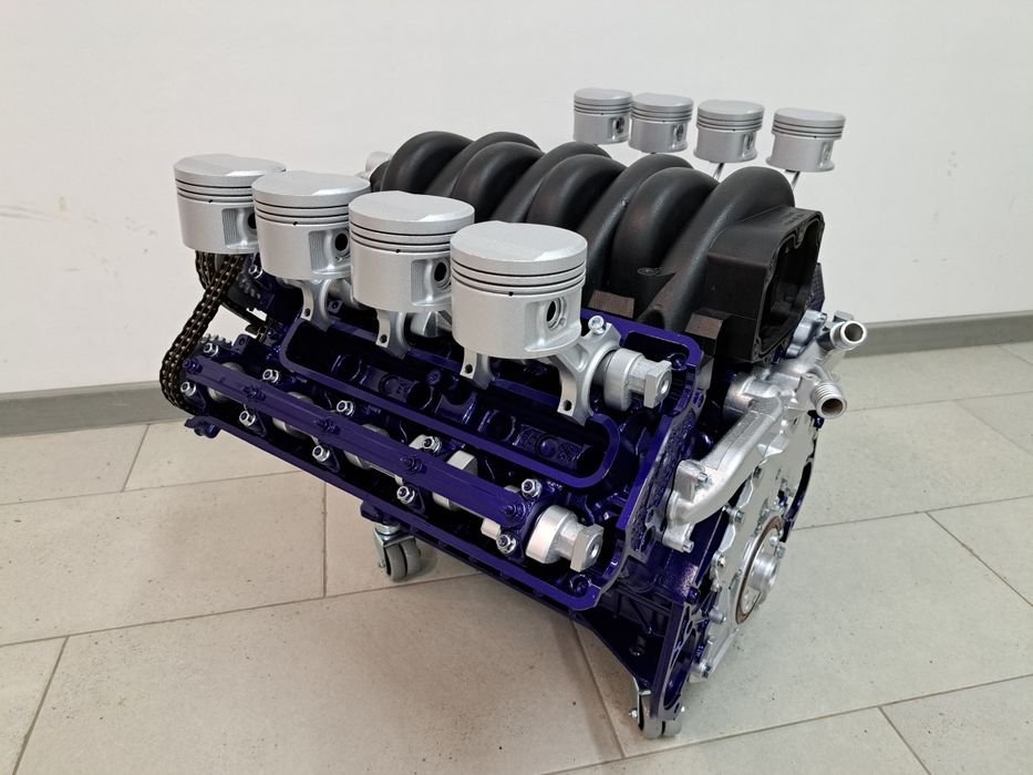 Stolik z silnika V8 BMW 4.0 M60 e38 e34 e32 ława z bloku V8 Unikatowy