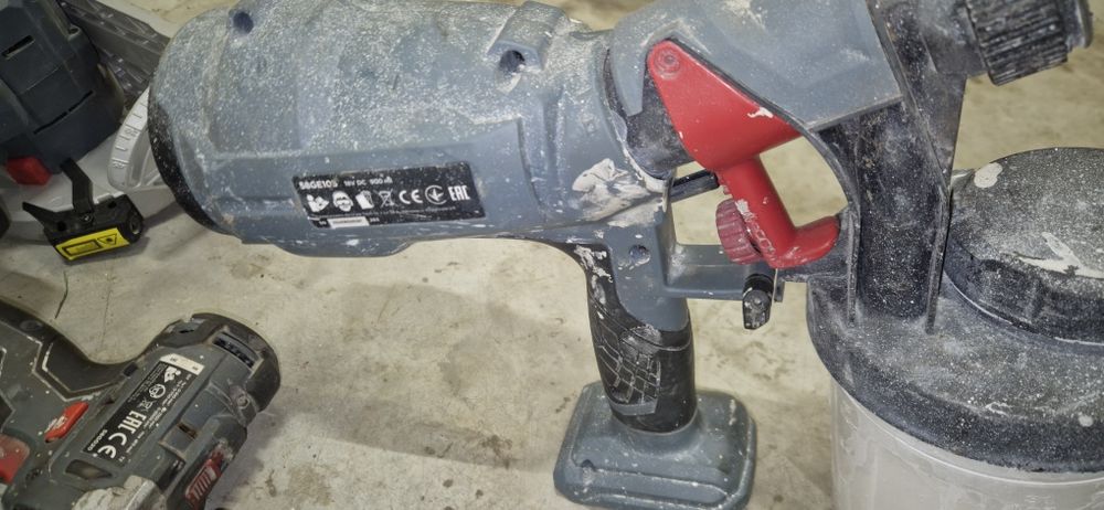 Zestaw elektronarzedzi graphite