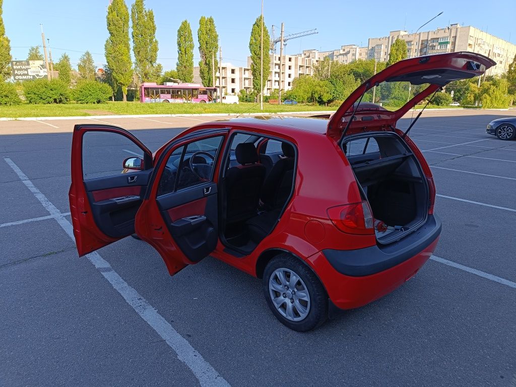 HYUNDAI GETZ 2008 1,4 хорошем состоянии