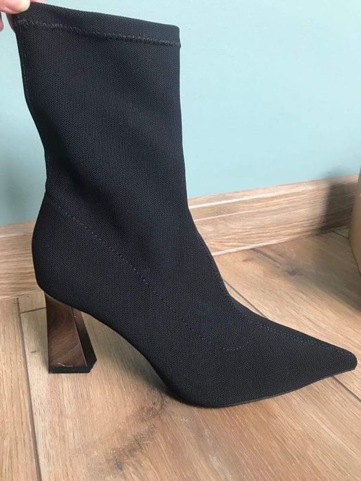 Botki czarne Bershka 37