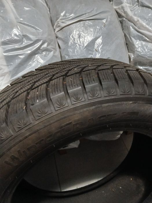 Продам одну шину зимову