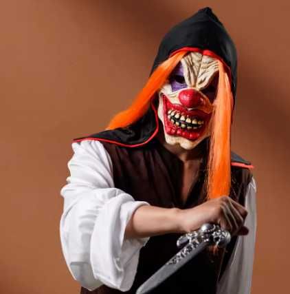 Маски  хэллоуин разные латекс. клоун крюгер чаки гринч день рождение