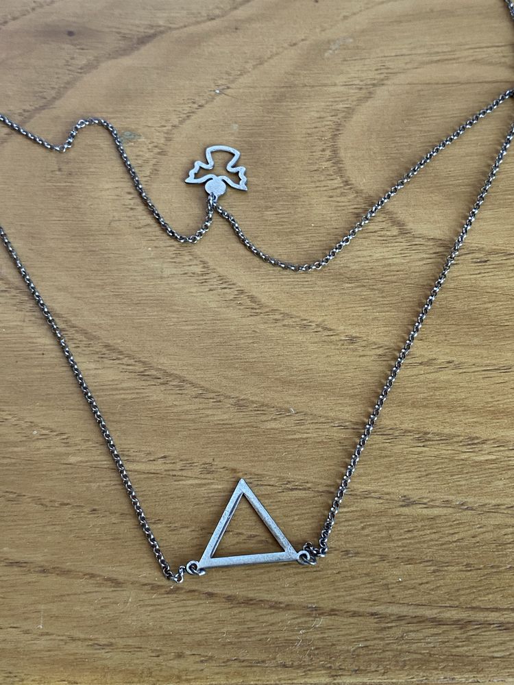 Colar duplo em prata anjo e triangulo