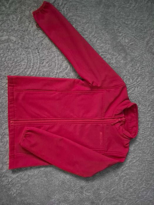 Софтшелова куртка від Mountain