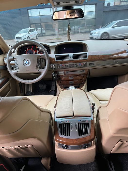 BMW 735 Series Long