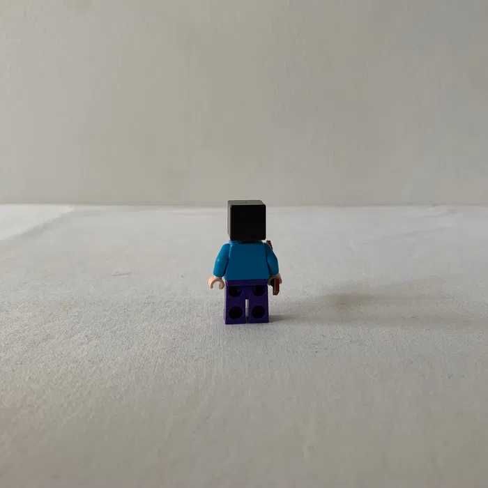 Lego Minecraft MIN009: Steve - Dark Purple Legs | Minifigurka