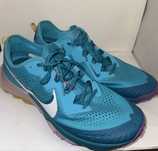 nike кроссовки голубые