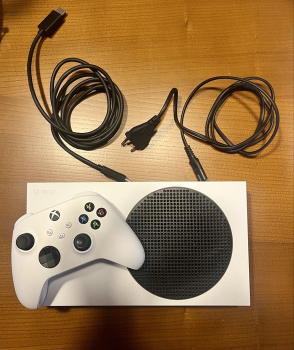 Xbox Series S 512GB – Como Nova + Garantia até Outubro 2027