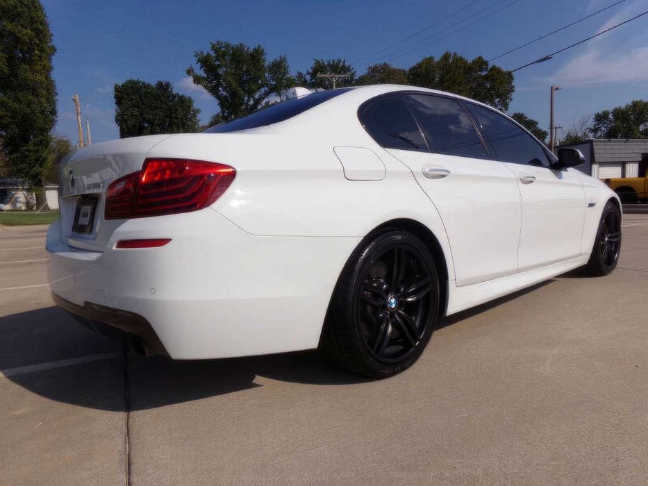 BMW 5 Series 535i      2016