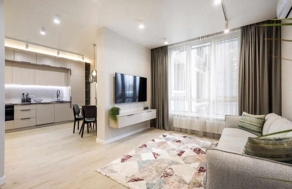 Продам 2к квартиру в ЖК Новопечерська Вежа. Низький поверх