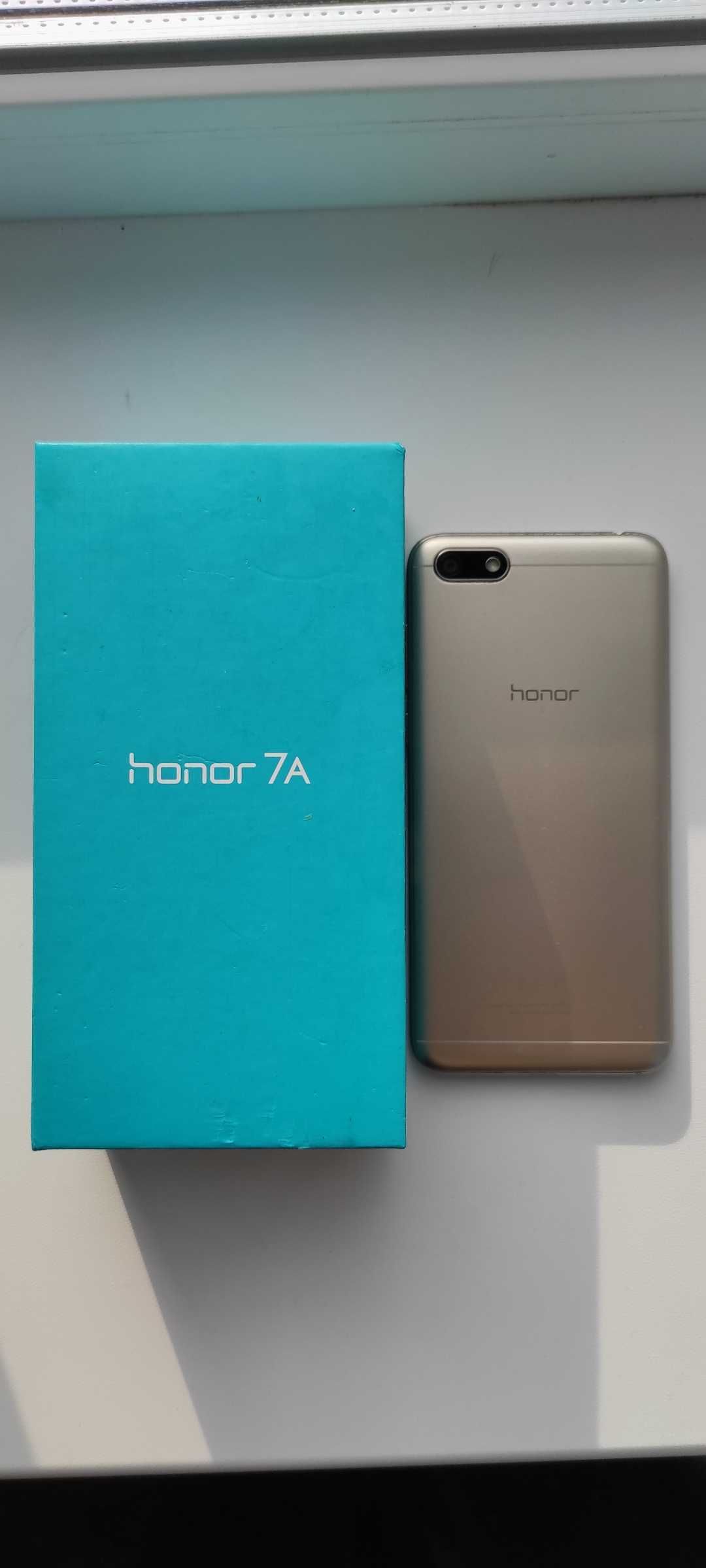 Продам телефон honor 7a