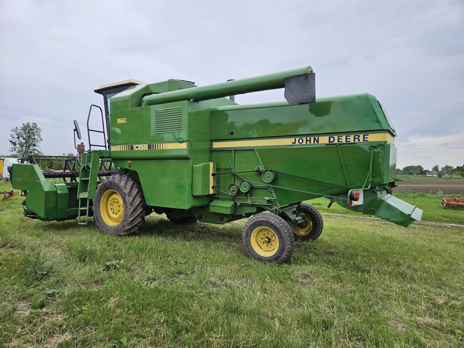 Продам комбайн джондір 1055