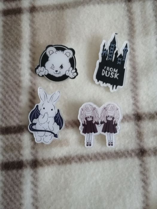 Значки/значок аніме/ pin/ anime pin / anime