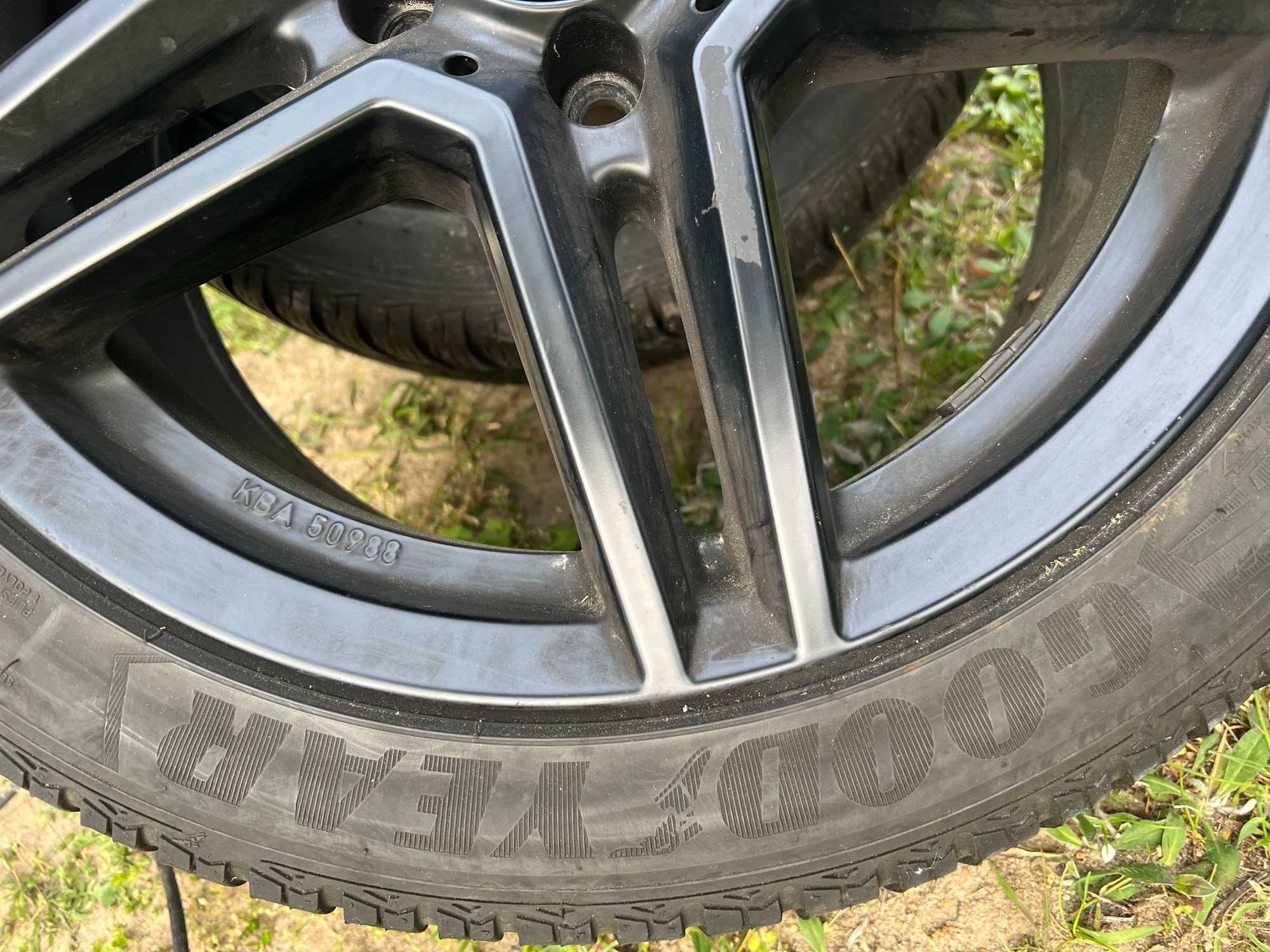 Felgi z oponami, uzywany. 5,5 milimetr, Goodyear opony M+S, 225/45R17