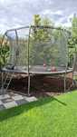 Trampolina ogrodowa