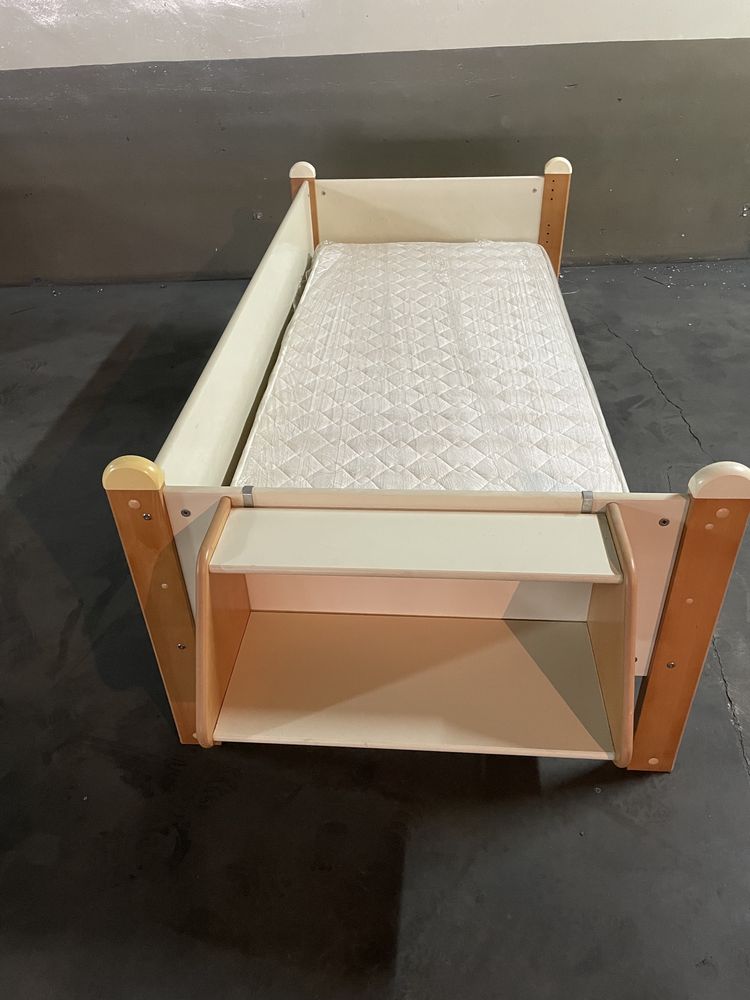 Cama criança com colchão