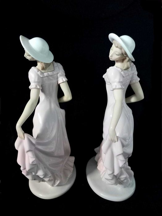 Две фарфоровые статуэтки от NAO Lladro, высота 30 см.