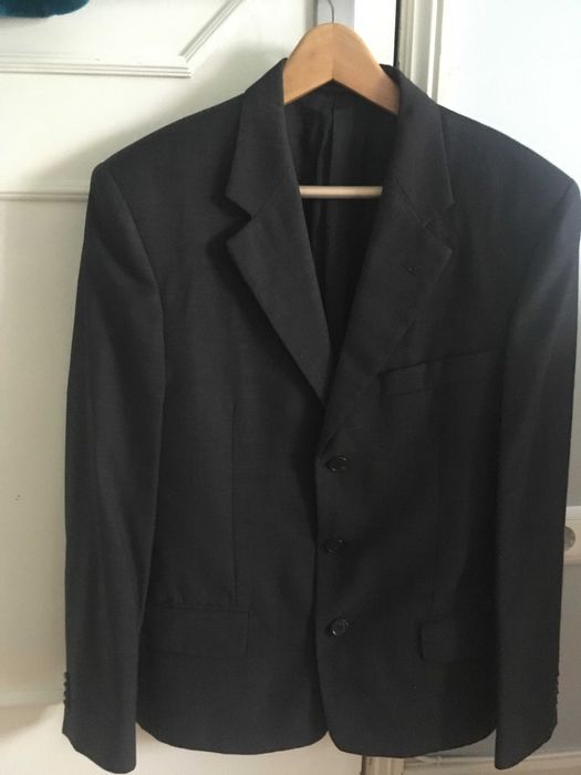 Casaco cinzento da marca Zingnone do tamanho M/L em bom estado.