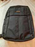 Mochila portátil com cabo USB