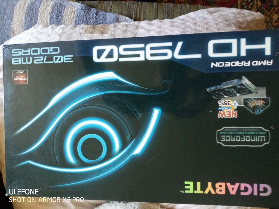 Відеокарта Gigabyte Radeon HD7950