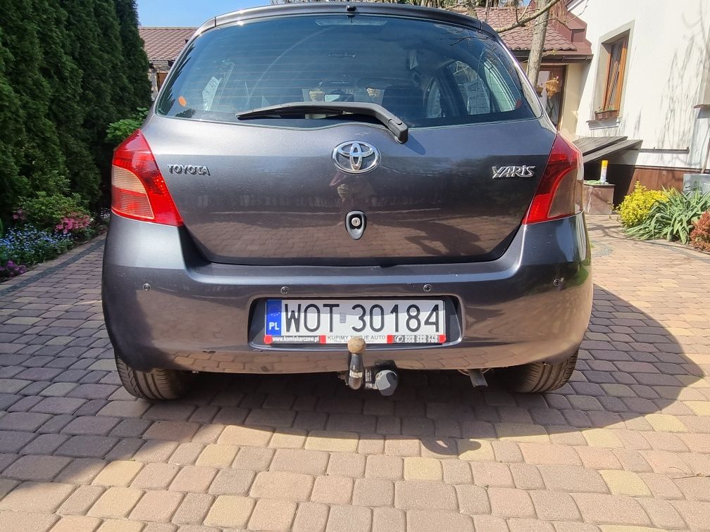 Toyota yaris 1.3 benzyna +gaz 2008r