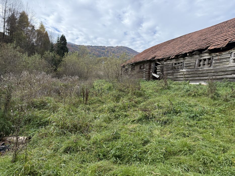 Продається ділянка у с. Подобовець гори Карпати