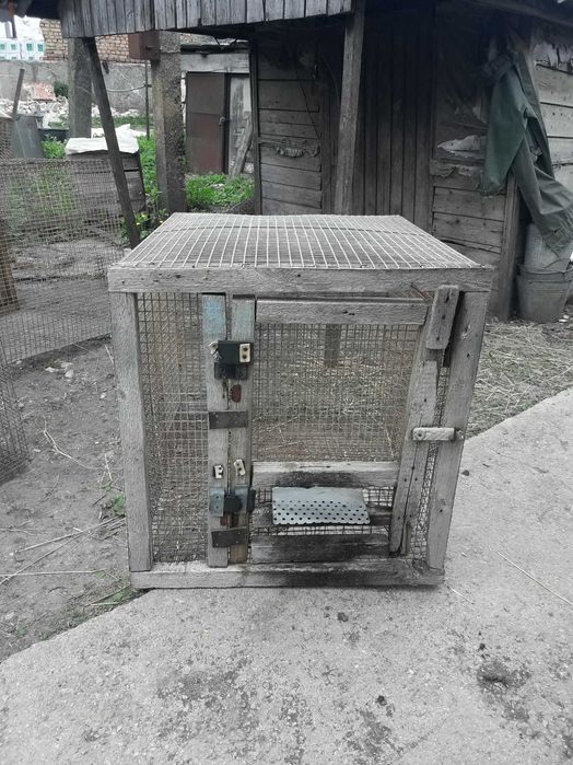 Продаются клетки для животных
