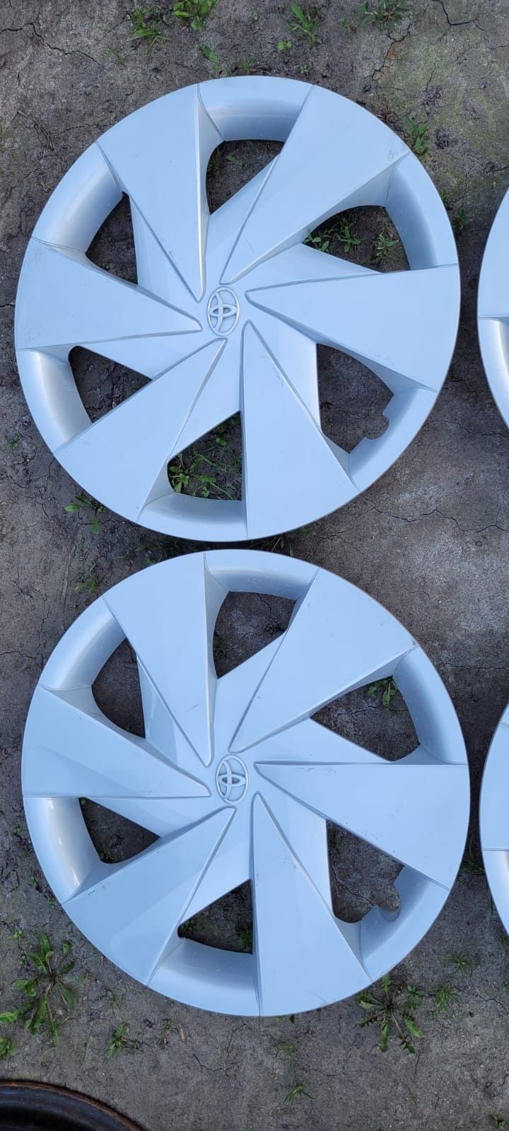 Kołpaki 15" Toyota oryginalne komplet +Gratis