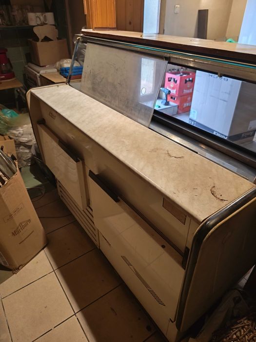 Lada chłodnicza używana