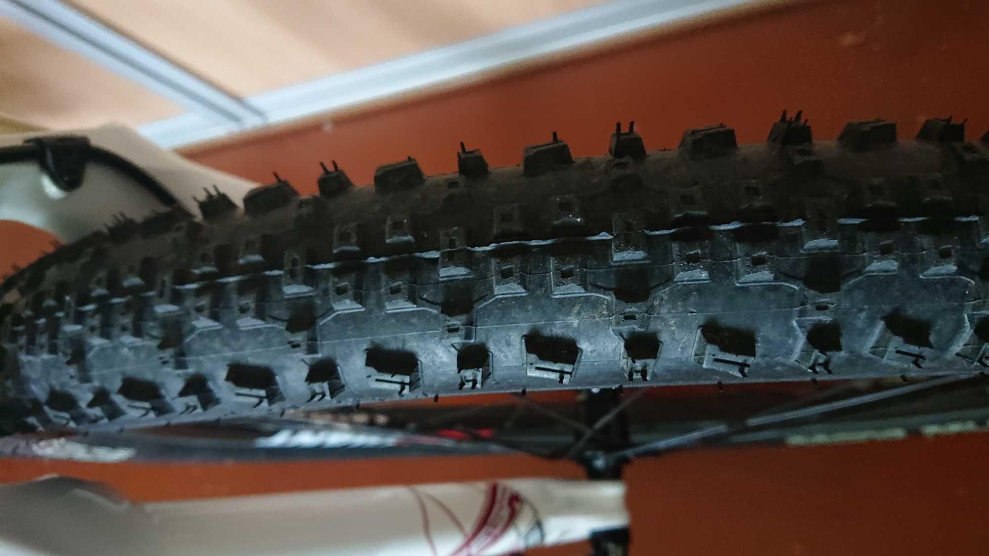 Продам велосипед GIANT ANTHEM X3 4.0 MAESTRO.